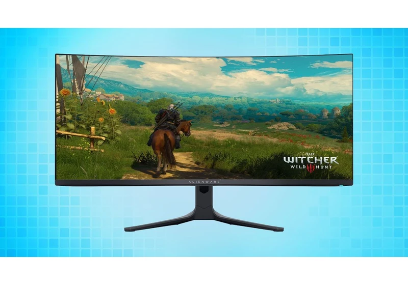  Our Favorite Curved, 34-inch Alienware Monitor is Down to $799
 