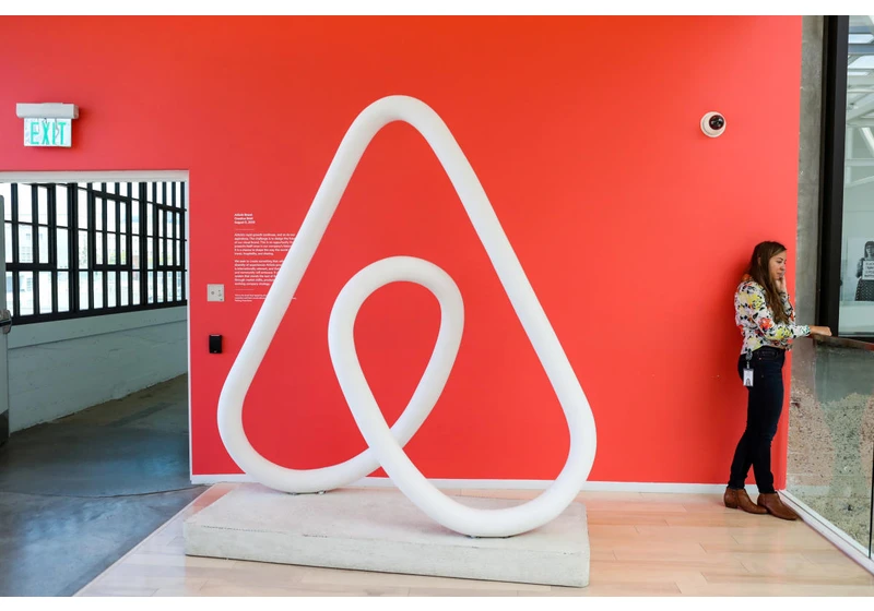 The Morning After: Airbnb bans indoor cameras