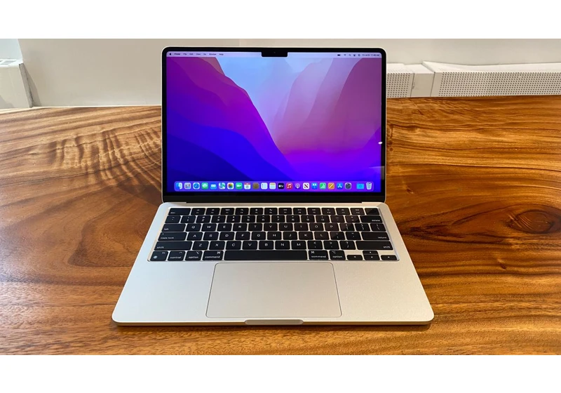 Apple MacBook Air With M2 Up to $250 Off in Best Buy Flash Sale