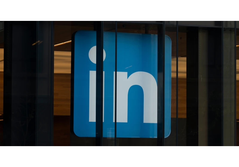 LinkedIn Data Reveals What Type of InMail Gets Best Results via @sejournal, @BrianFr07823616