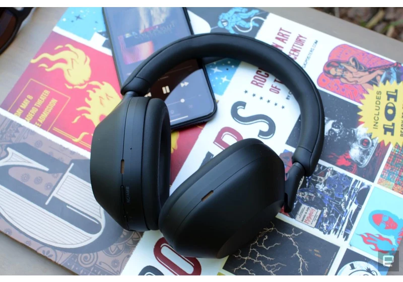 Sony's WH-1000XM5 headphones are back on sale for $328