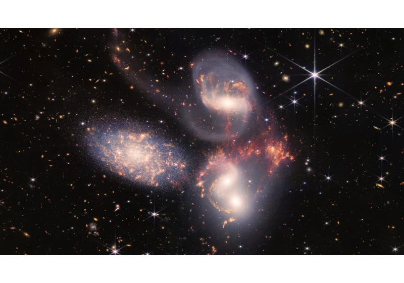 Simulations reveal the hidden behaviors of dark matter