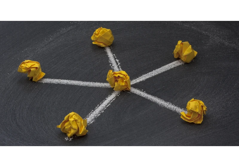 How Should We Internally Link Hub & Spoke Content For SEO? via @sejournal, @TaylorDanRW