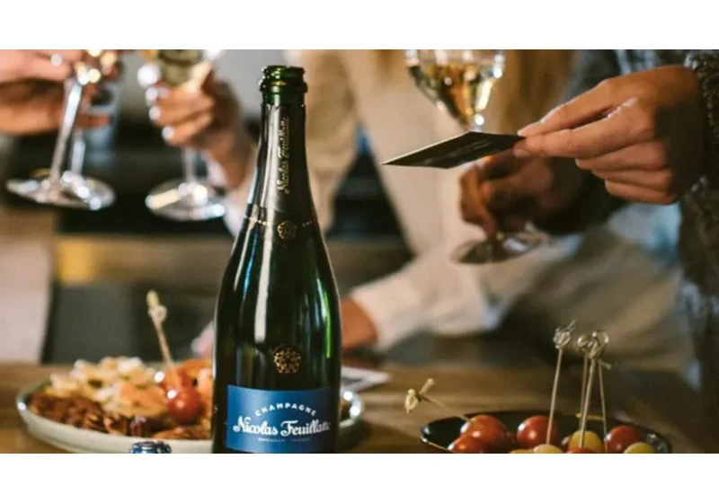 We Ask an Expert: What's the Best Cheap Sparkling Wine to Pop on New Year's Eve?