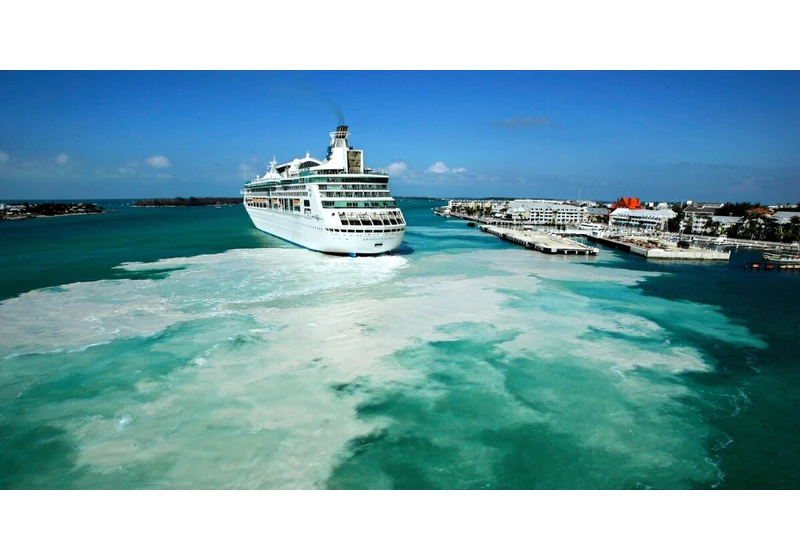 In shallow waters, cruise ships can churn up as much sediment as a hurricane