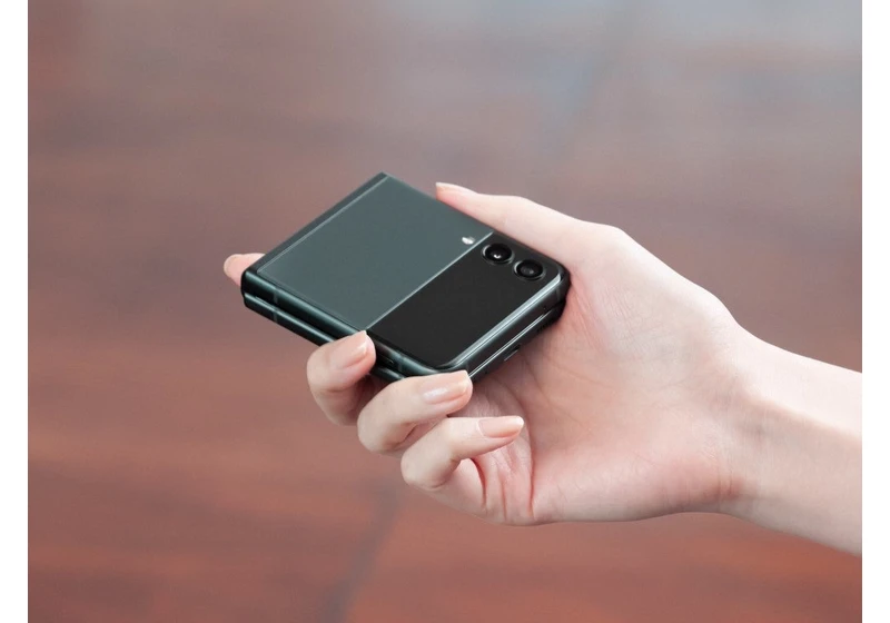 The Galaxy Z Flip 4 price has plummeted after Samsung's announcement