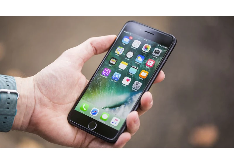 Apple declares the iPhone 7 Plus and iPhone 8 ‘vintage’, limiting your repair options