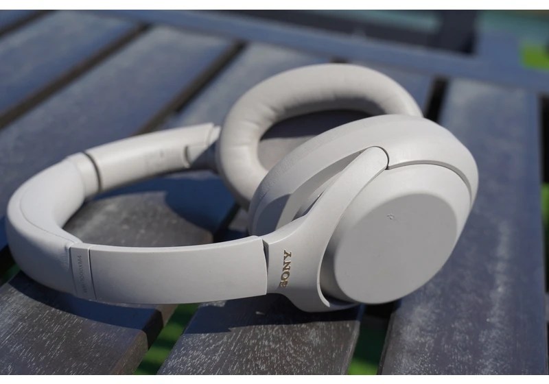 You can’t go wrong with the excellent Sony WH-1000XM4 headphones for this budget price