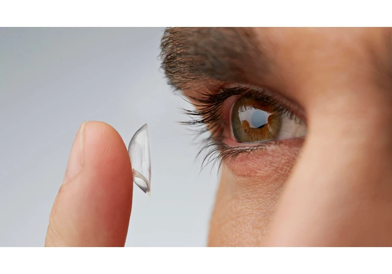 Never Forget These 4 Travel Items if You Wear Contacts