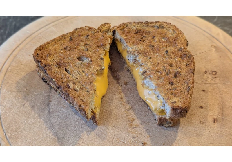 No More Greasy Stovetops: Here's the Best Way to Make a Crispy Grilled Cheese