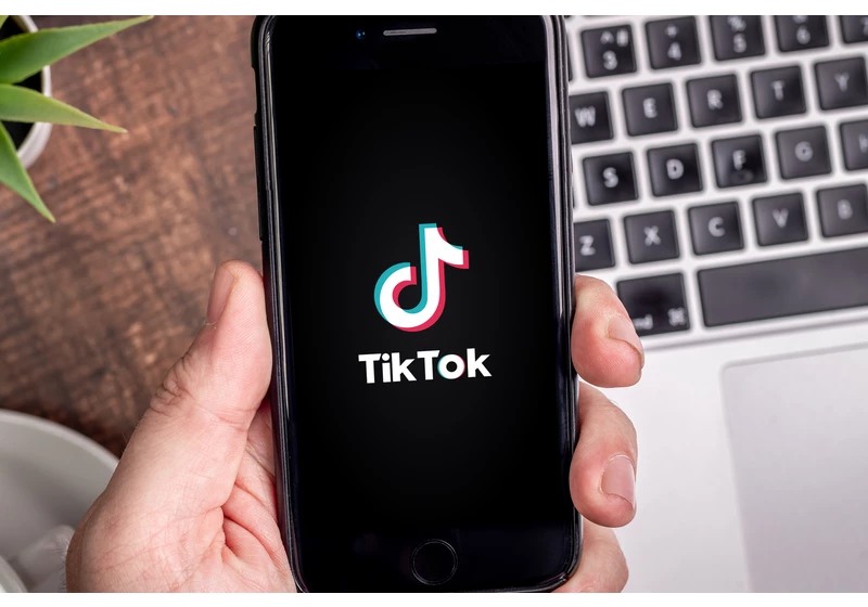 TikTok Introduces Text Posts To Effortlessly Engage With Followers via @sejournal, @kristileilani