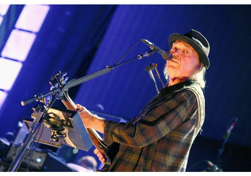 The Morning After: Neil Young returns to Spotify after two-year protest