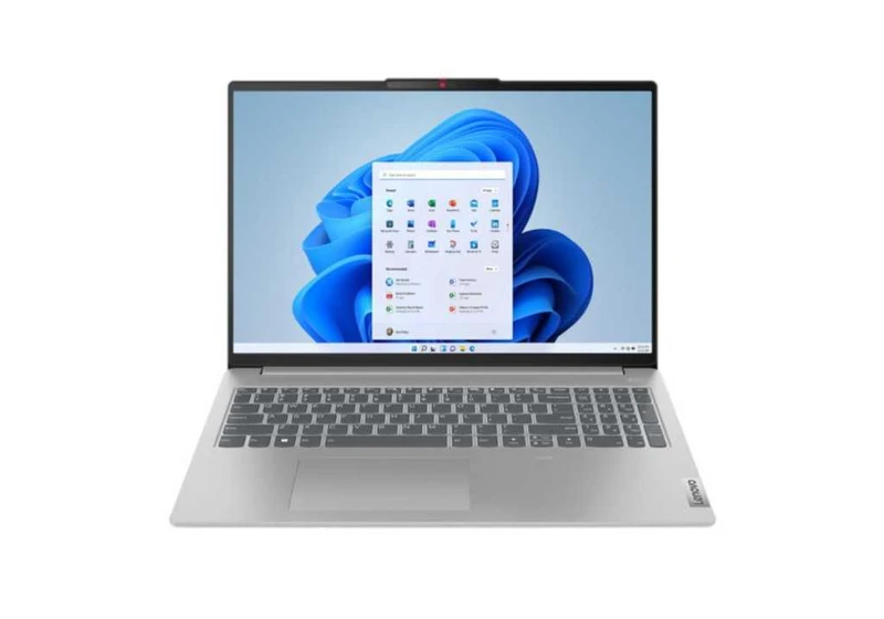 Score this fast everyday Lenovo laptop for $529 on Cyber Monday