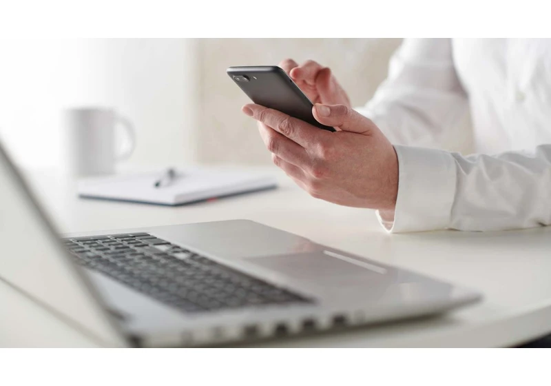 How to remotely control your PC or Mac with your phone