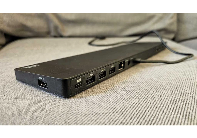 CA Essential Docking Station (DS2000) review: A swing and a miss
