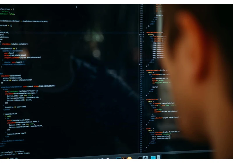 Smooth Data Modeling with 'Freezed'