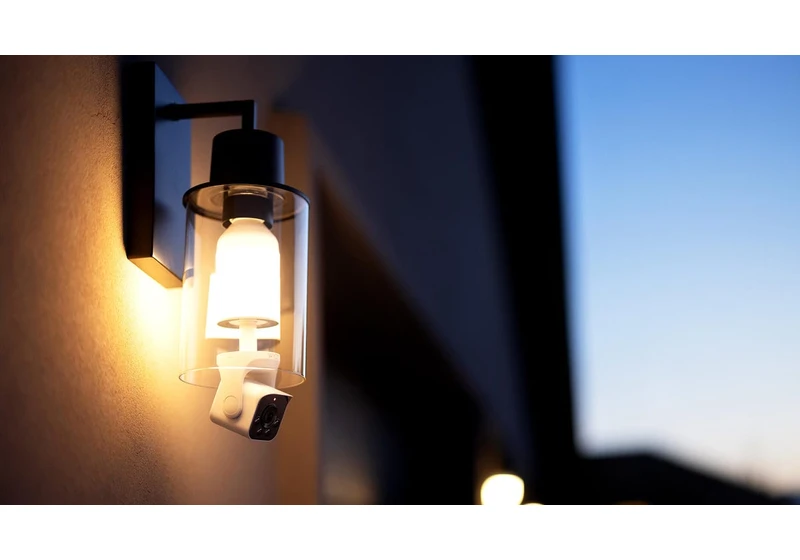 Wyze's New Bulb Cam Turns Any Light Bulb Socket Into a Security Camera