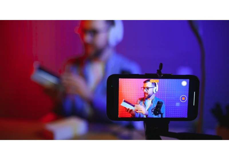The Strategy Gap: Social Video Is Not PPC Video via @sejournal, @LisaRocksSEM