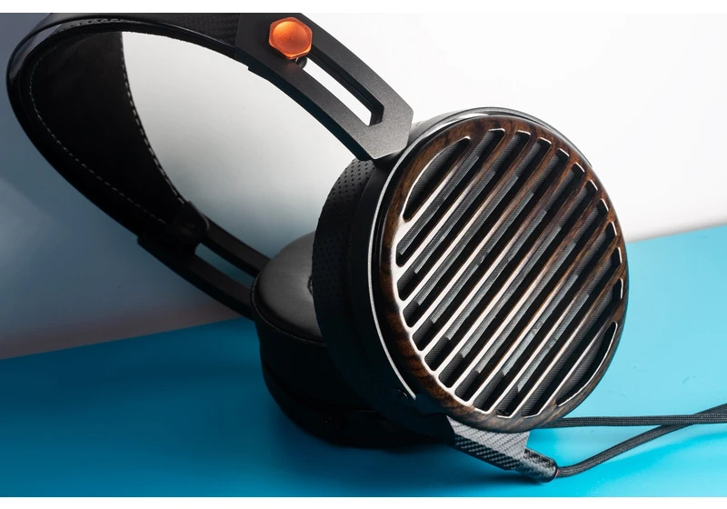 FiiO’s FT7 and K17 headphones offer value and high-quality sound