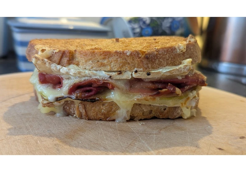 Drop the Skillet and Make Your Next Grilled Cheese Like This
