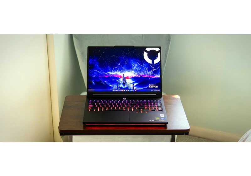  Lenovo Legion Pro 7i Gen 10 review: pricey and luxurious gaming laptop 