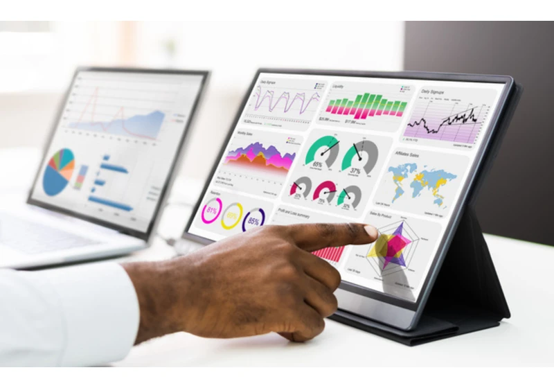 How To Blend Data In Looker Studio With Practical Examples via @sejournal, @vahandev
