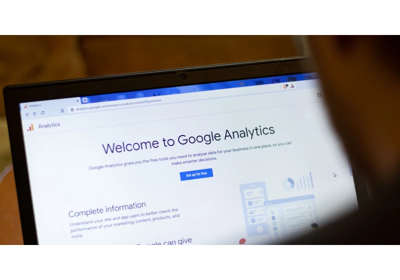 Google Analytics 4 Now Supports Accelerated Mobile Pages (AMP) via @sejournal, @MattGSouthern
