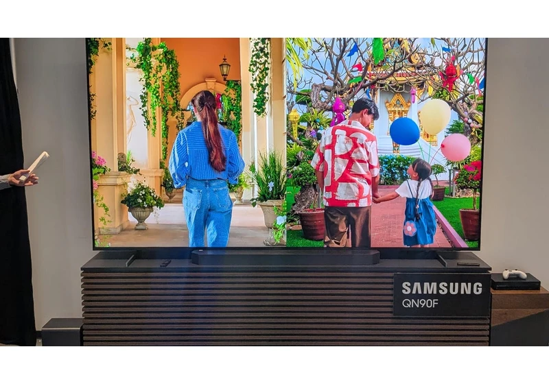 Samsung Micro RBG TV vs. Samsung S90F: Battle of the Enormous TVs video