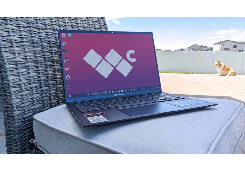  This ultraportable AI laptop wants to travel with you, and it's got insane battery life to do it 