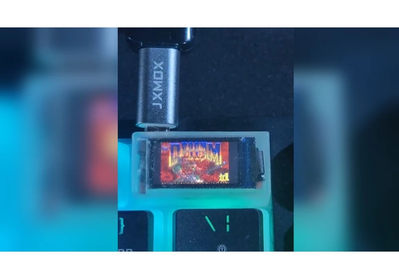 The Raspberry Pi RP2040 Runs Doom on a Keycap
