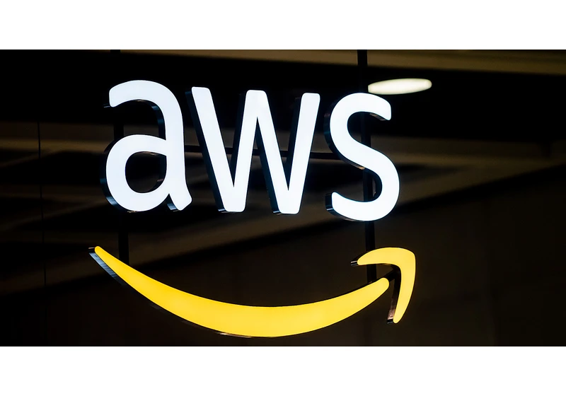 Amazon Bets Big On AI Startup Anthropic With $4 Billion Investment via @sejournal, @MattGSouthern