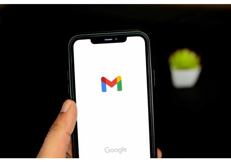 Gmail wants you to turn on Enhanced Safe Browsing mode
