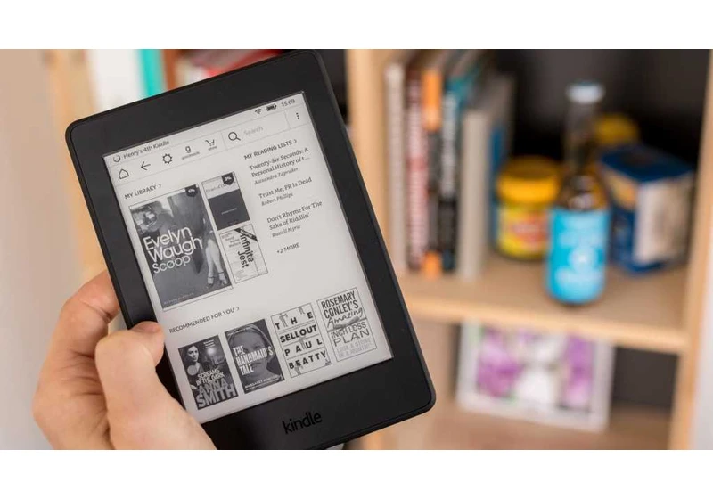 I love my Kindle even more than my iPhone. 4 reasons why