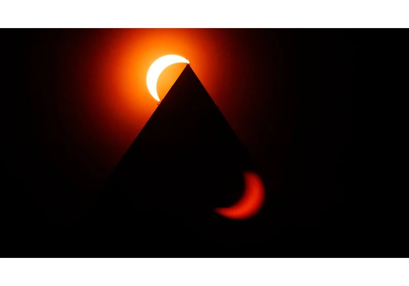 Total Solar Eclipse 2024: The Best Photos We've Seen     - CNET