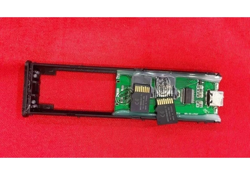  Fake External M.2 NVMe SSD Has MicroSD Cards Inside 