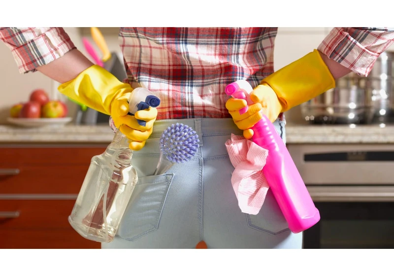 Home Cleaning Hacks to Keep Your Fridge Tidy and Fresh