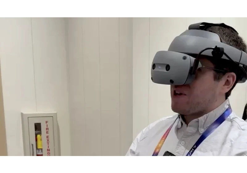 I tried Sony’s Xyn 3D headset prototype with a unique mixed reality feature, and it’s a blast to build worlds in it