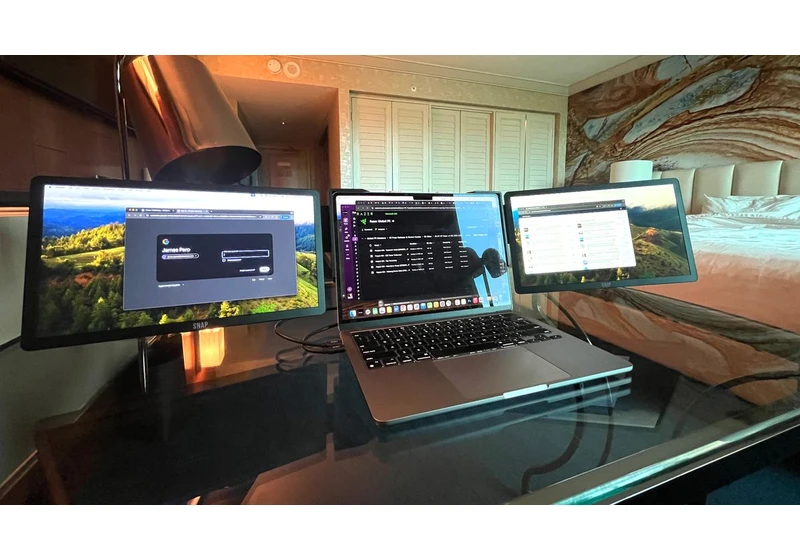 This tri-screen portable workstation made me completely rethink my MacBook Pro