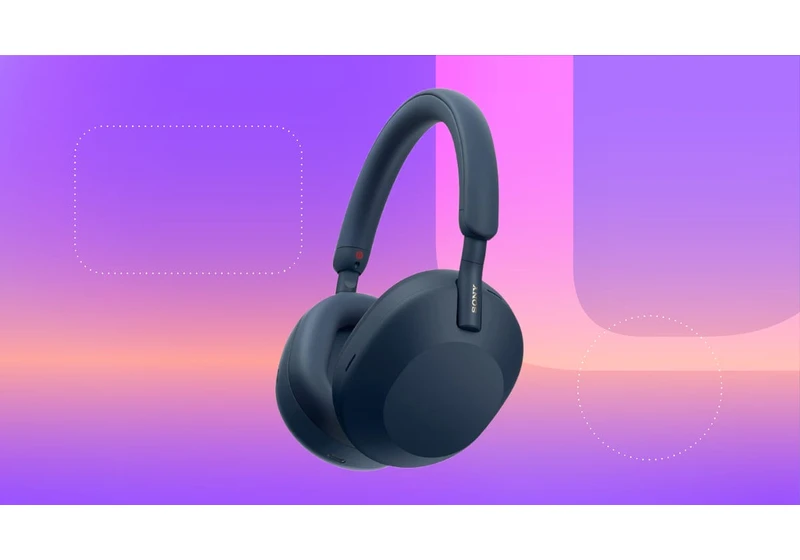 Our Favorite Sony Headphones Are Over $100 Off at Amazon for the Holidays