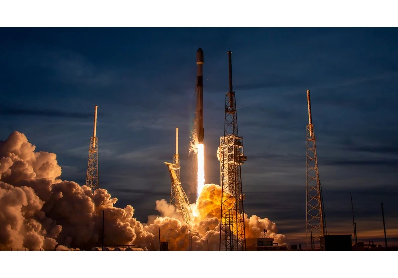 SpaceX and T-Mobile send the first text messages from orbiting Starlink satellites