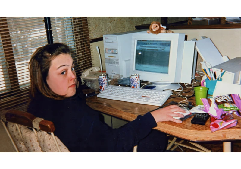 AOL discontinues dial-up, and now your grandkids will never know that classic, scratchy handshake sound – here's why that's a shame