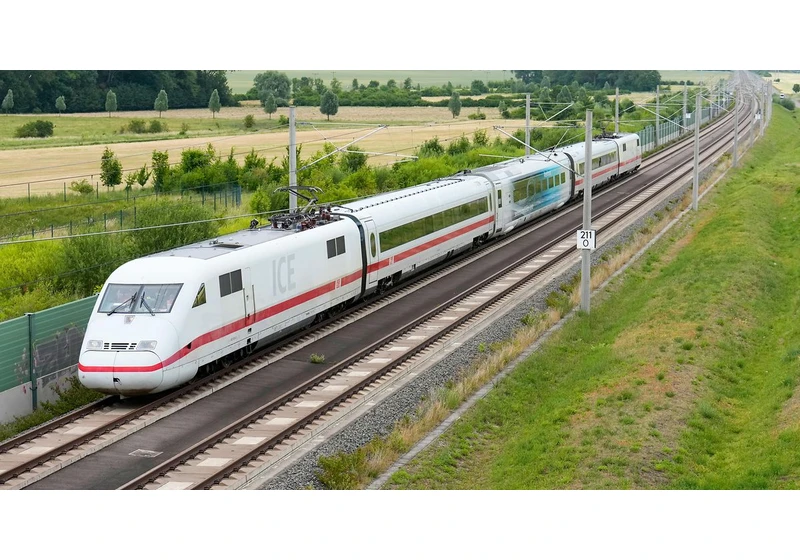 ICE test train reaches speeds of up to 405.0 km/h