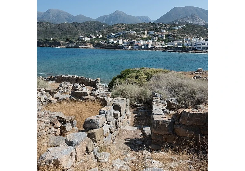 Mochlos