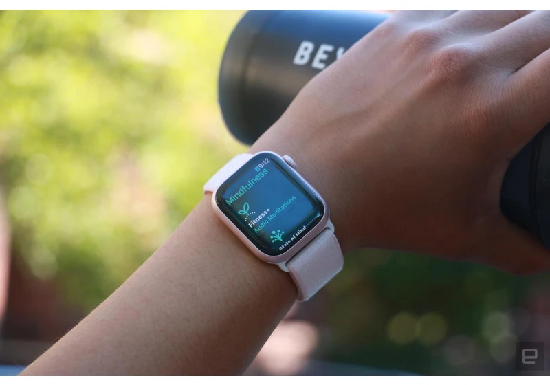 Apple is selling its contested Watch models again after import ban pause