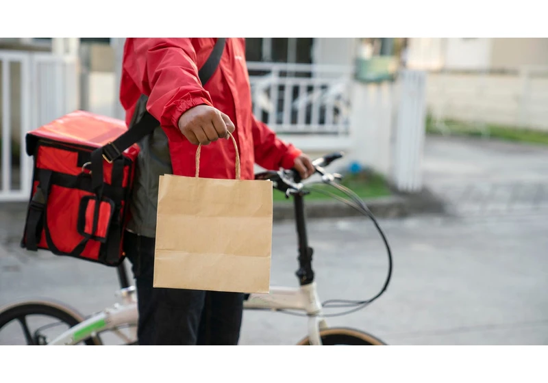 Not Sure How Much to Tip on Delivery? Here's What Experts Say