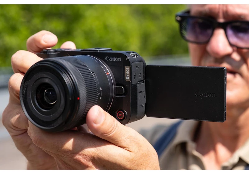 Canon R50 V review: An affordable vlogging camera that lags behind its rivals