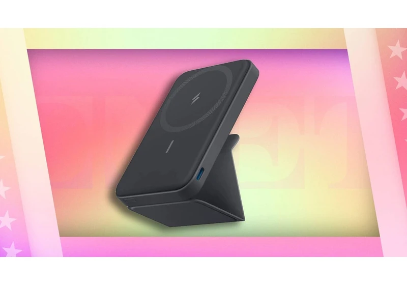 Memorial Day Deal: My Favorite iPhone Portable Charger Is 25% Off at Amazon