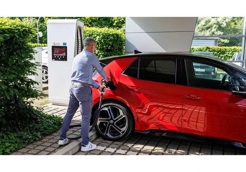 2 in 4 Cars Sold Worldwide Will Be EVs by 2030. US Drivers, You've Got Some Catching Up to Do