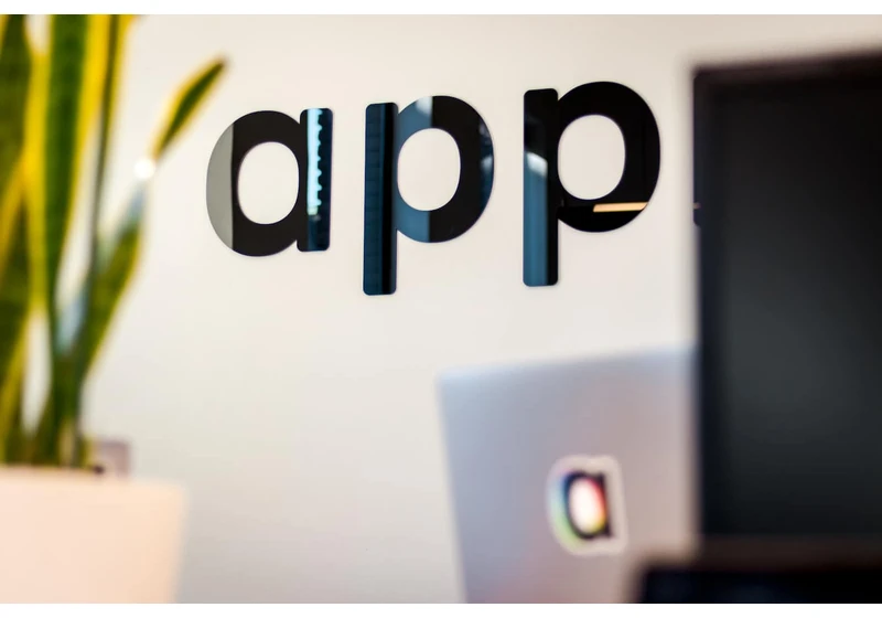 Why should you choose Flutter over React Native?