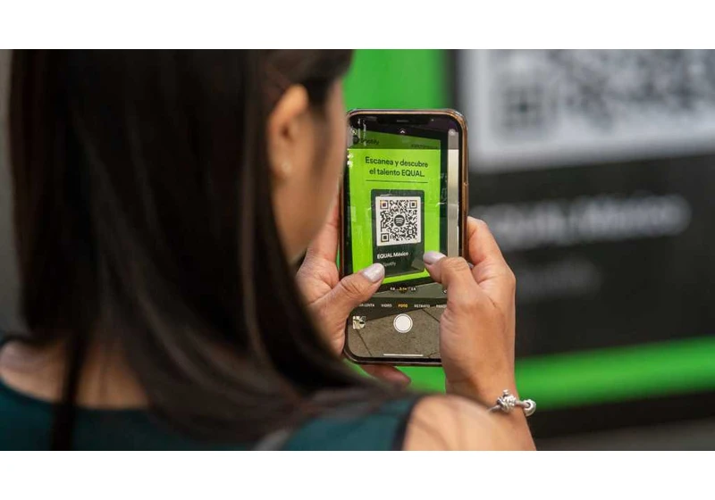 FTC sounds alarm over dangerous QR codes used by scammers